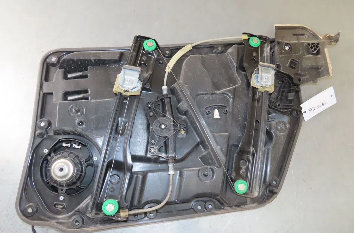 Mecanismemoteur leve-glace avg Mercedes-benz CLASSE A (W176) A 180 cdi (176.000) (2012-2014) occasion