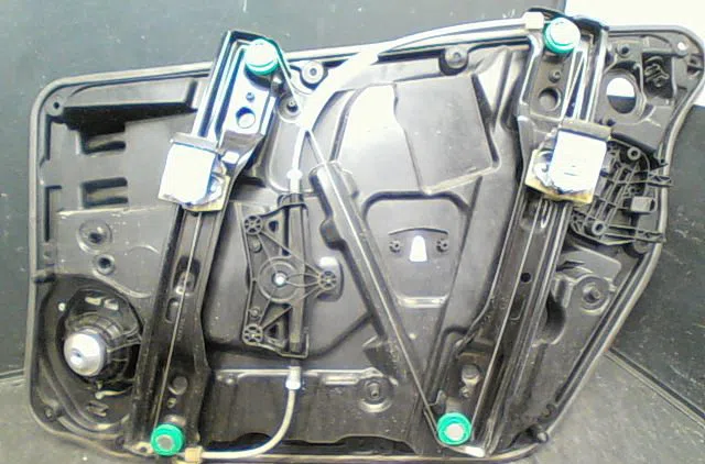 Mecanismemoteur leve-glace avg Mercedes-benz CLASSE A (W176) A 200 cdi (176.001) (2012-2014) occasion