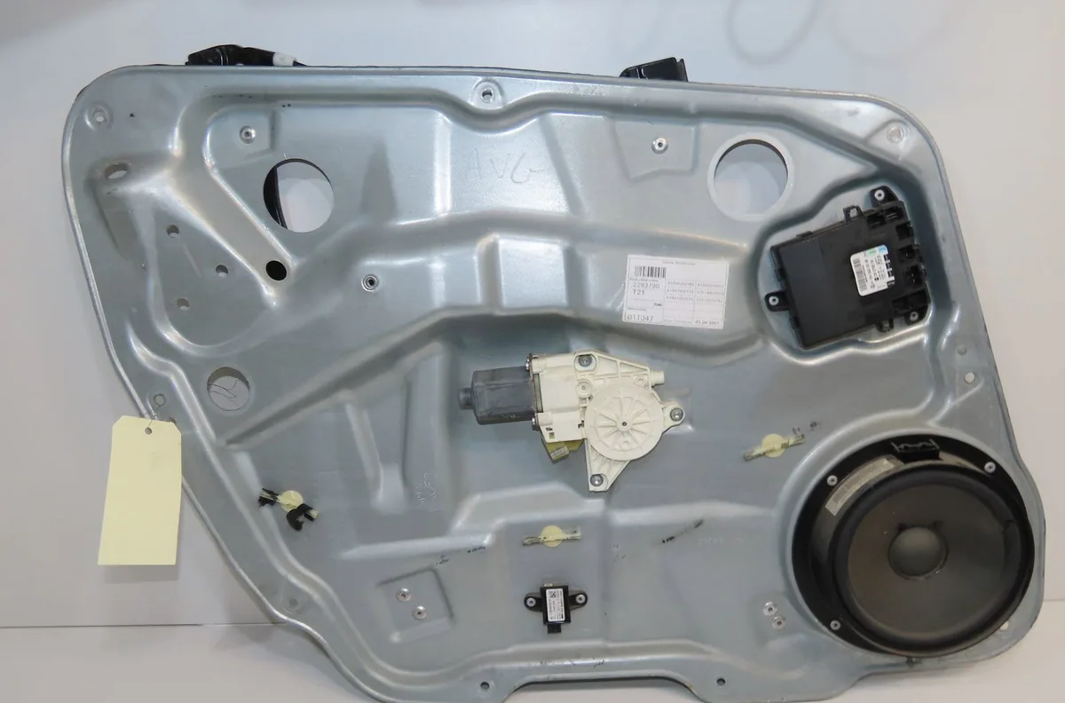 Mecanismemoteur leve-glace avg Mercedes-benz CLASSE M (W164) Ml 320 cdi 4-matic (164.122) (2005-2009) occasion