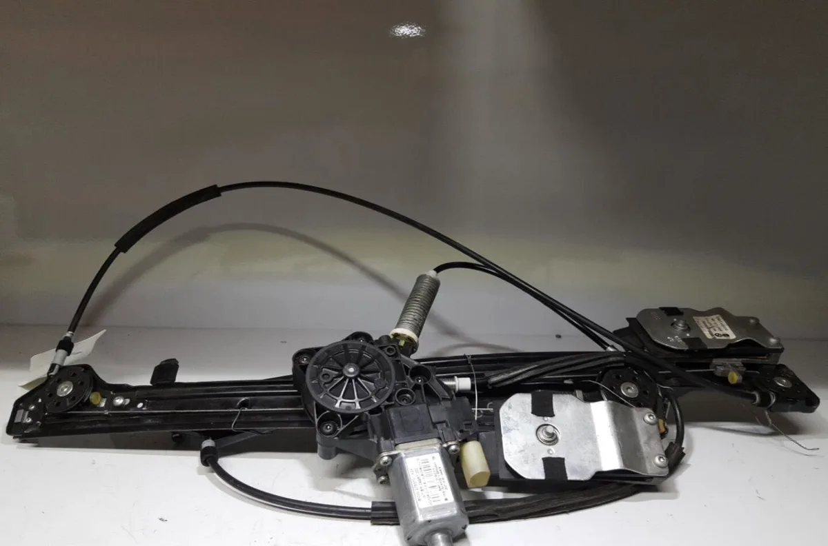 Mecanismemoteur leve-glace avg MINI MINI 2 R57 CABRIOLET PHASE 1 occasion