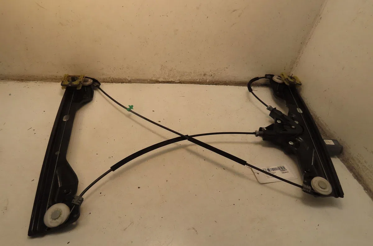 Mecanismemoteur leve-glace avg Opel ADAM (M13) 1.2 (2012-2019) occasion