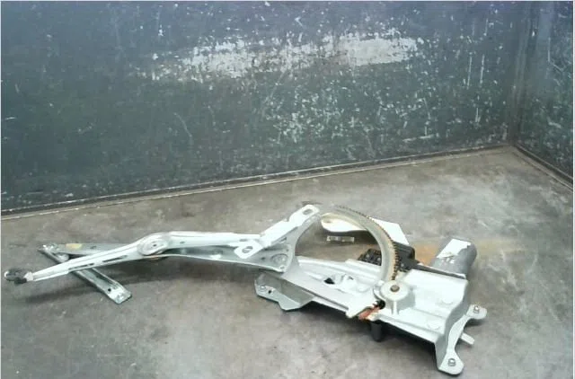Mecanismemoteur leve-glace avg Opel ASTRA H Break (A04) 1.6 (l35) (2004-2010) occasion