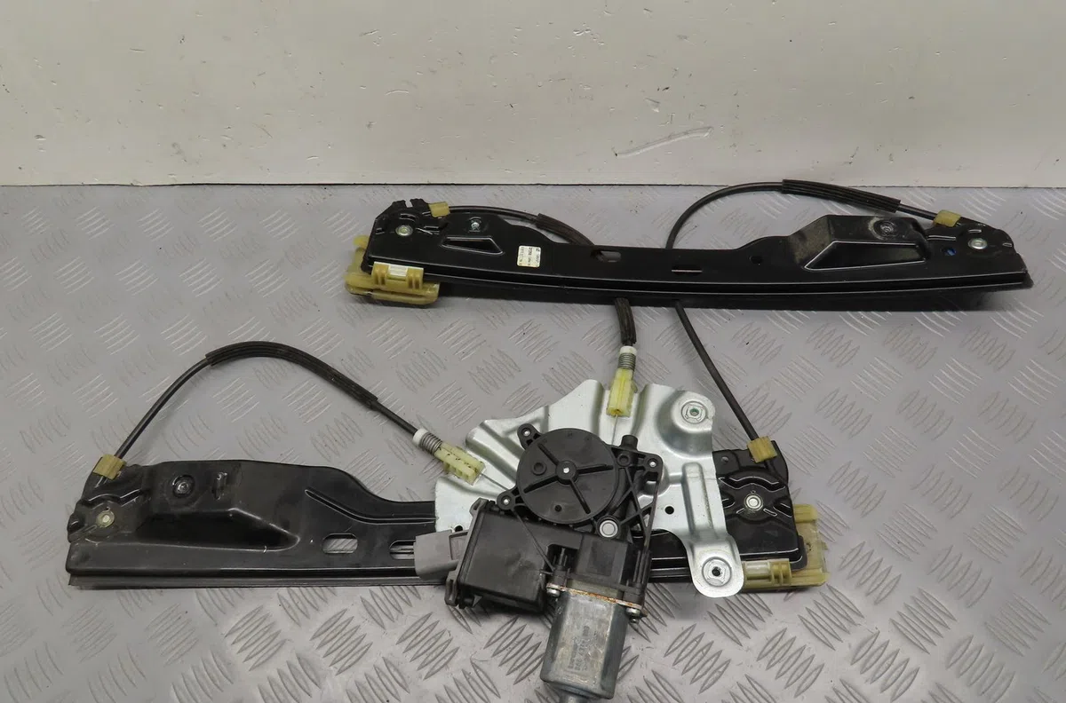 Mecanismemoteur leve-glace avg Opel ASTRA J (P10) 2.0 cdti (68) (2009-2015) occasion