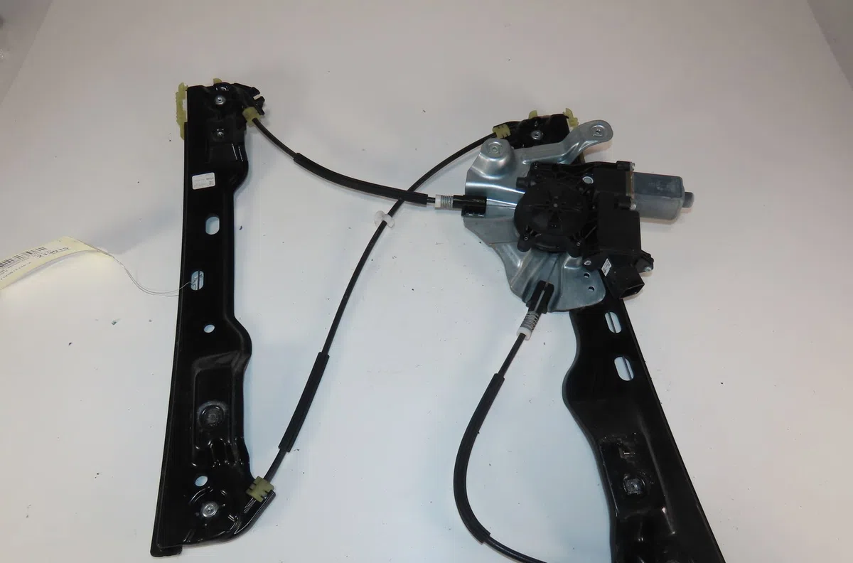 Mecanismemoteur leve-glace avg Opel ASTRA J Sports Tourer (P10) 1.6 cdti (35) (2013-2015) occasion