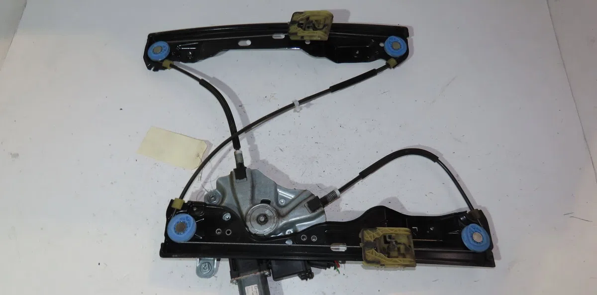 Mecanismemoteur leve-glace avg Opel ASTRA J Sports Tourer (P10) 2.0 cdti (35) (2010-2015) occasion