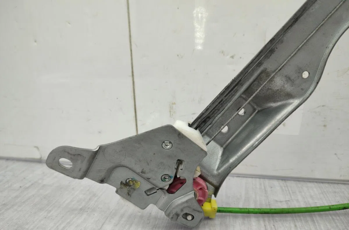 Mecanismemoteur leve-glace avg OPEL CORSA D PHASE 2 occasion