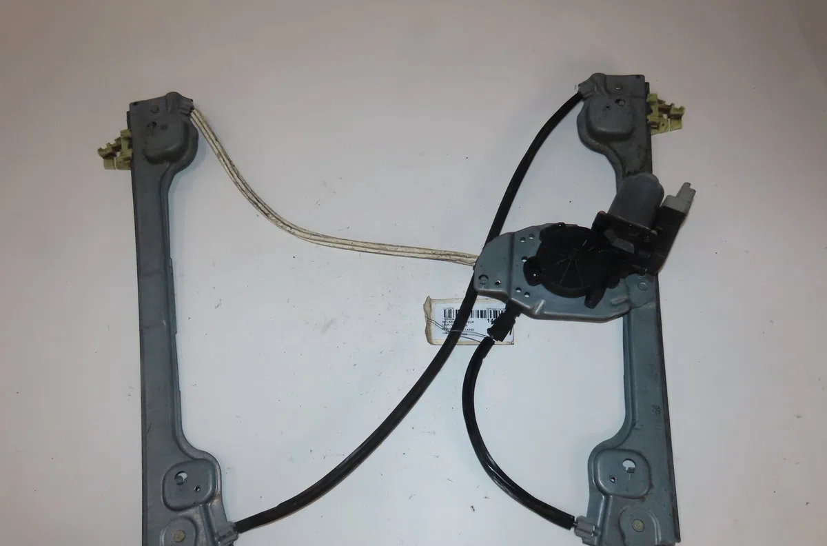 Mecanismemoteur leve-glace avg Peugeot 1007 (KM_) 1.4 hdi (2005) occasion