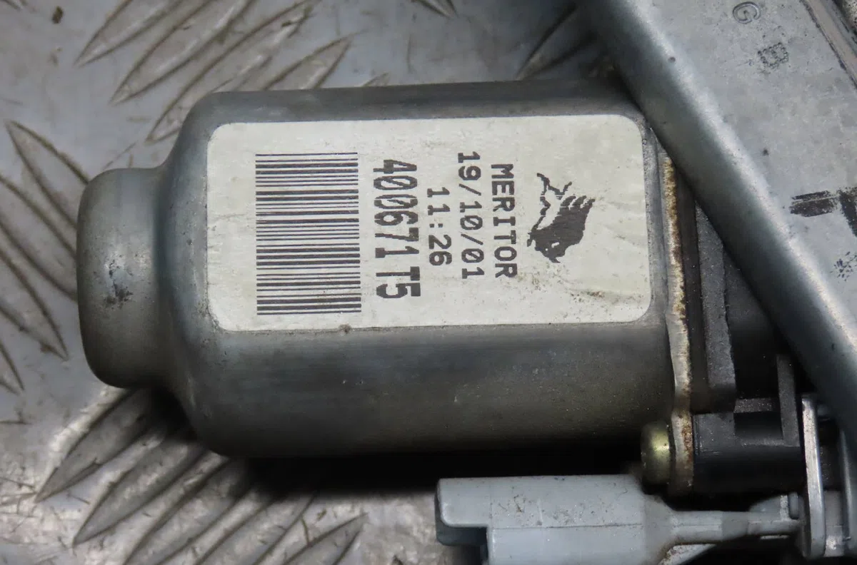 Mecanismemoteur leve-glace avg Peugeot 106 II (1A_, 1C_) 1.4 i (1996-2004) occasion