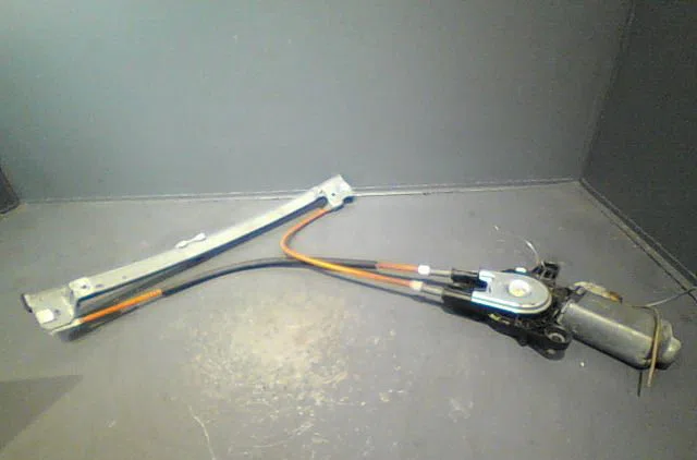Mecanismemoteur leve-glace avg Peugeot 106 II (1A_, 1C_) 1.5 d (1998-2004) 3 portes occasion