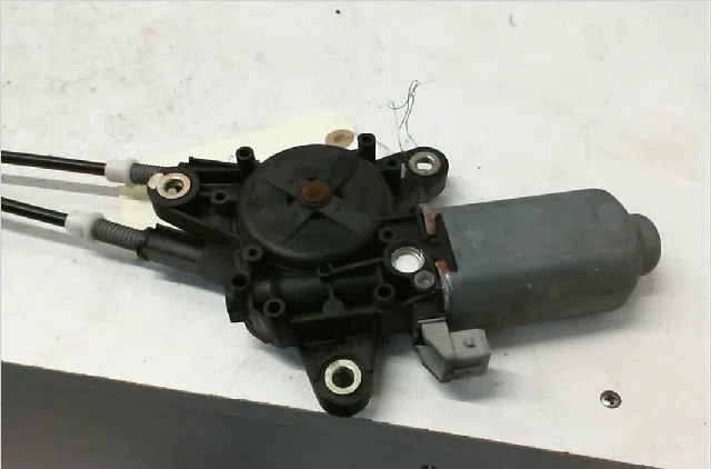 Mecanismemoteur leve-glace avg PEUGEOT 106 Phase 1 09-1991--04-1996 1.1i occasion