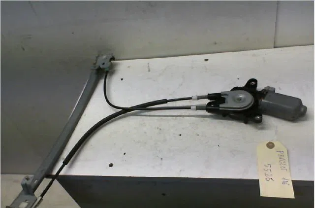 Mecanismemoteur leve-glace avg PEUGEOT 106 Phase 1 09-1991--04-1996 1.1i occasion