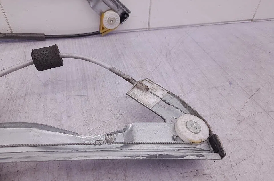 Mecanismemoteur leve-glace avg PEUGEOT 206 occasion