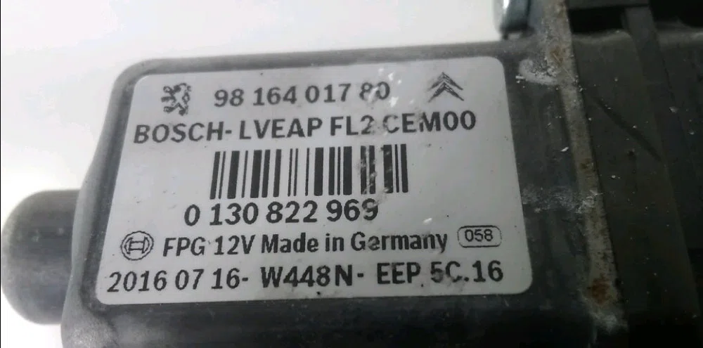 Mecanismemoteur leve-glace avg Peugeot 208 I (CA_, CC_) 1.6 hdi - bluehdi 75 (2013) 5 portes occasion
