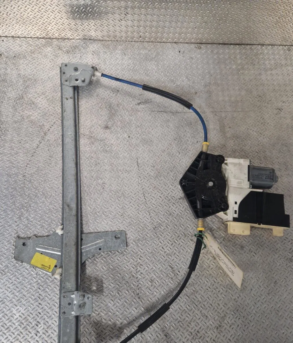 Mecanismemoteur leve-glace avg PEUGEOT 307  307 PHASE 2 BREAK occasion