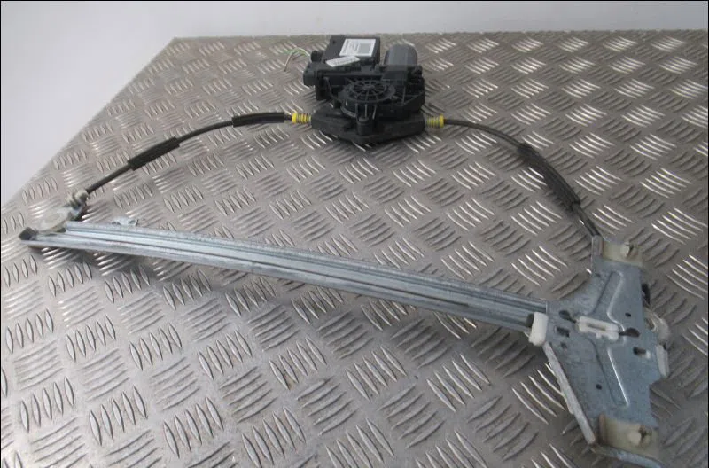 Mecanismemoteur leve-glace avg Peugeot 307 (3A-C) 1.6 16v (2000-2007) 5 portes occasion