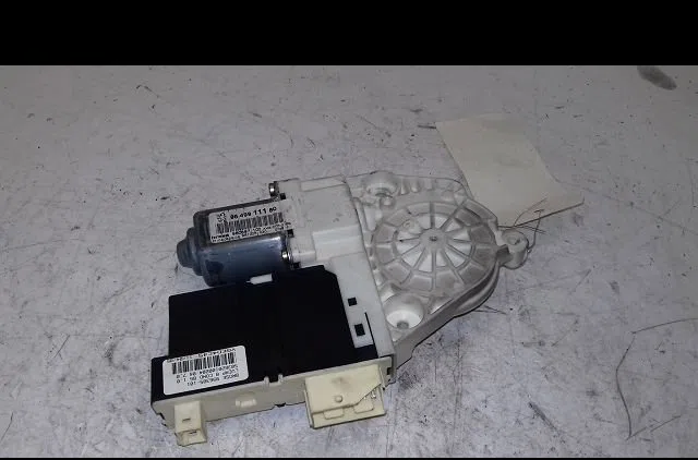 Mecanismemoteur leve-glace avg Peugeot 307 Break (3E) 1.6 hdi 110 (2004-2008) 5 portes occasion