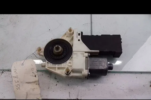 Mecanismemoteur leve-glace avg Peugeot 407 (6D_) 2.0 hdi 135 (6drhrh, 6drhre, 6drhrg, 6drhrj) (2004-2010) 4 portes occas
