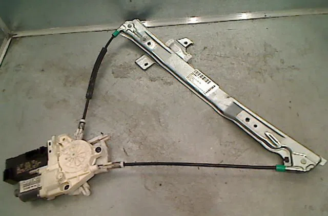 Mecanismemoteur leve-glace avg PEUGEOT 407 Phase 1 04-2004--07-2008 occasion