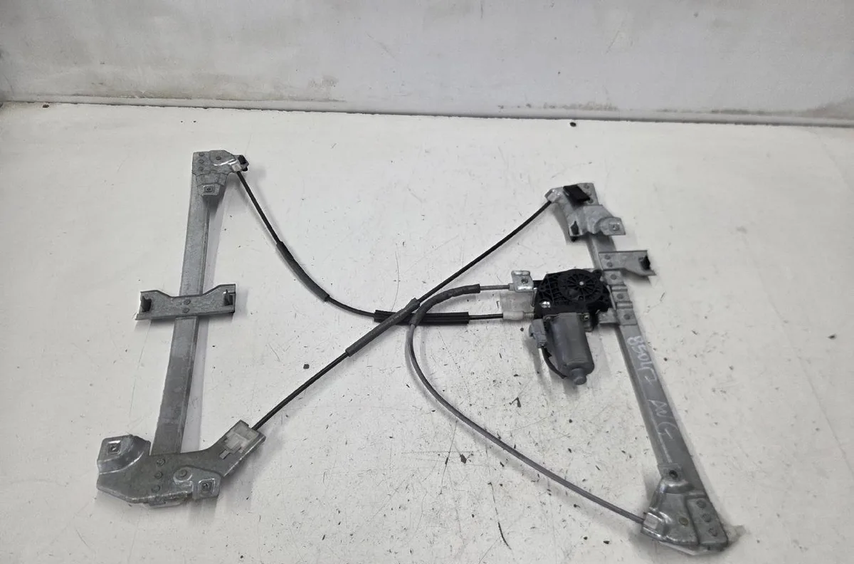 Mecanismemoteur leve-glace avg PEUGEOT PARTNER 1 PHASE 1 occasion
