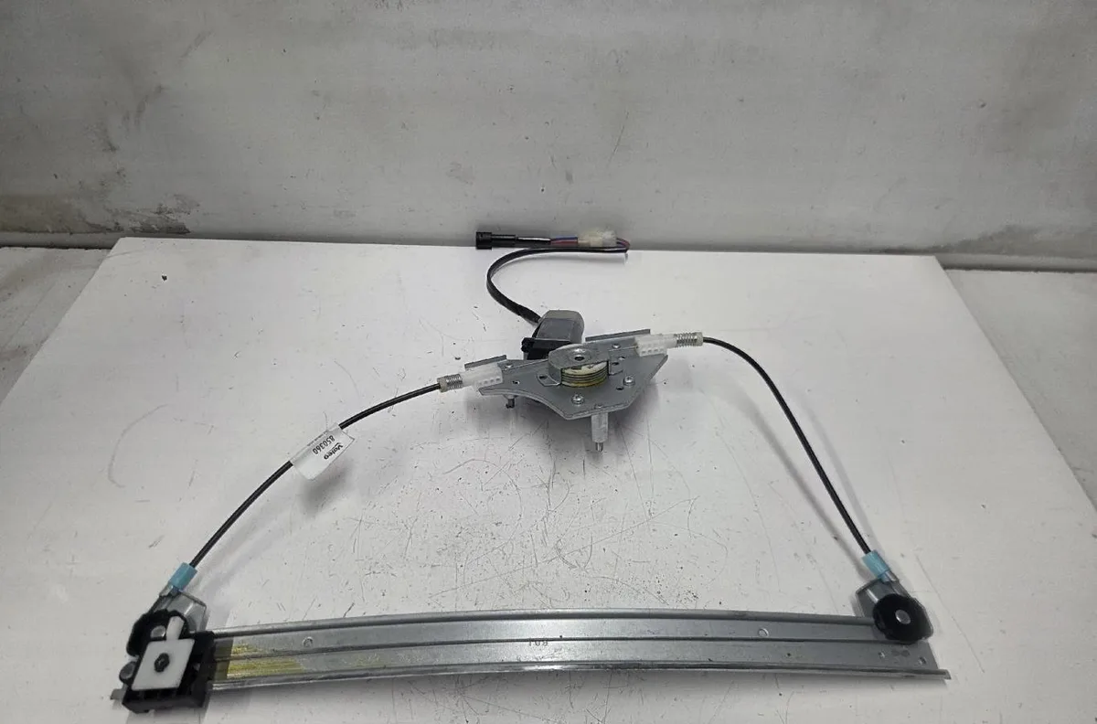 Mecanismemoteur leve-glace avg RENAULT CLIO 2 PHASE 2 occasion