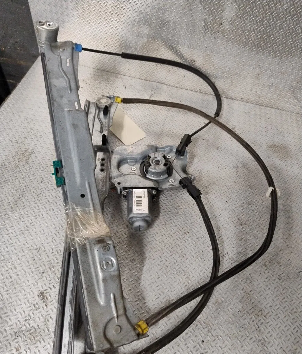 Mecanismemoteur leve-glace avg RENAULT CLIO 3  CLIO 3 PHASE 1 occasion