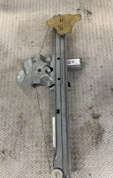 Mecanismemoteur leve-glace avg RENAULT CLIO 4  CLIO 4 PHASE 1 BREAK occasion