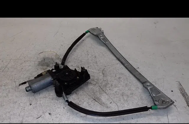 Mecanismemoteur leve-glace avg Renault CLIO II (BB_, CB_) 1.2 (bb0a, bb0f, bb10, bb1k, bb28, bb2d, bb2h, cb0a,... (1998-
