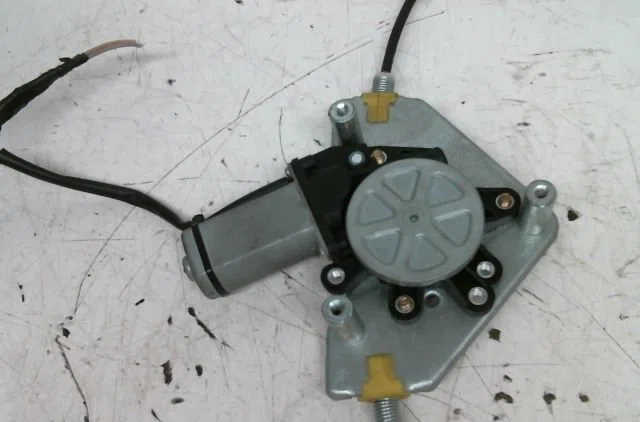 Mecanismemoteur leve-glace avg Renault CLIO II (BB_, CB_) 1.4 16v (b-cb0p, bb13) (2000-2008) 5 portes occasion