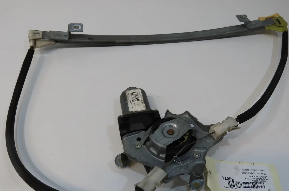 Mecanismemoteur leve-glace avg Renault CLIO II (BB_, CB_) 1.5 dci (b-cb07) (2001-2009) 3 portes occasion