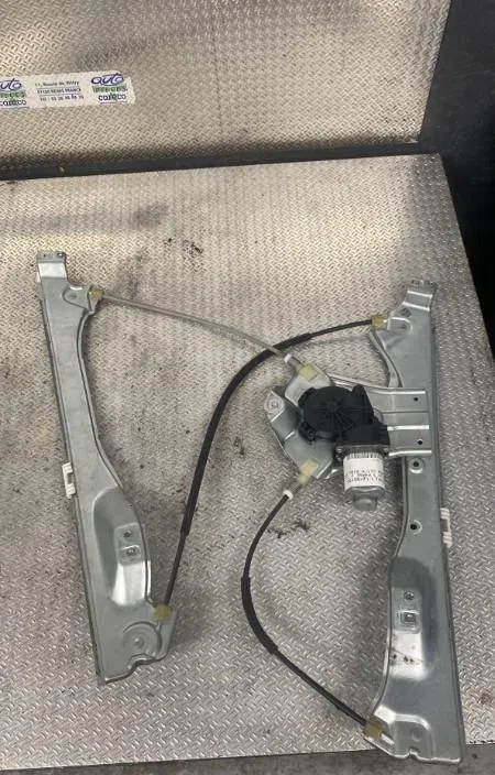 Mecanismemoteur leve-glace avg Renault CLIO III (BR0-1, CR0-1) 1.2 16v hi-flex (br1u, cr1u) (2008-2014) occasion