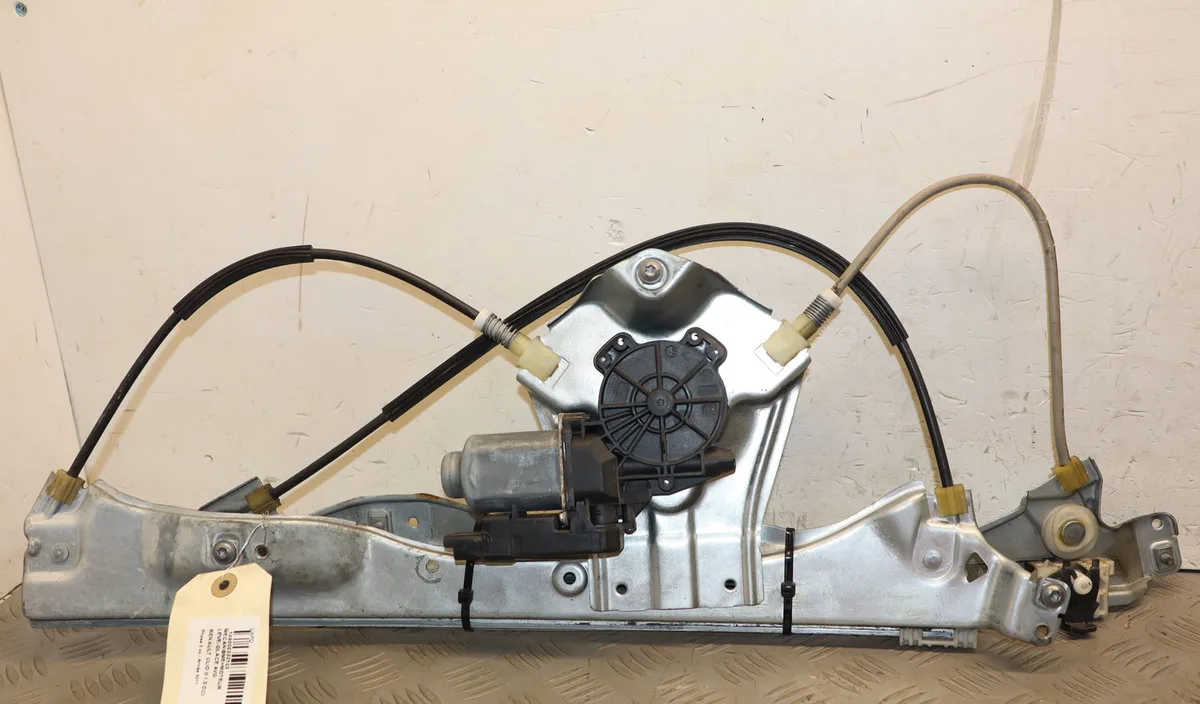 Mecanismemoteur leve-glace avg Renault CLIO III (BR0-1, CR0-1) 1.5 dci (2010-2014) 3 portes occasion