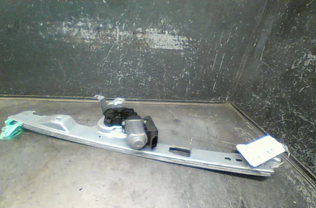 Mecanismemoteur leve-glace avg Renault GRAND SCÉNIC II (JM0-1_) 1.9 dci (jm0g, jm12, jm1g, jm2c) (2004-2006) occasion