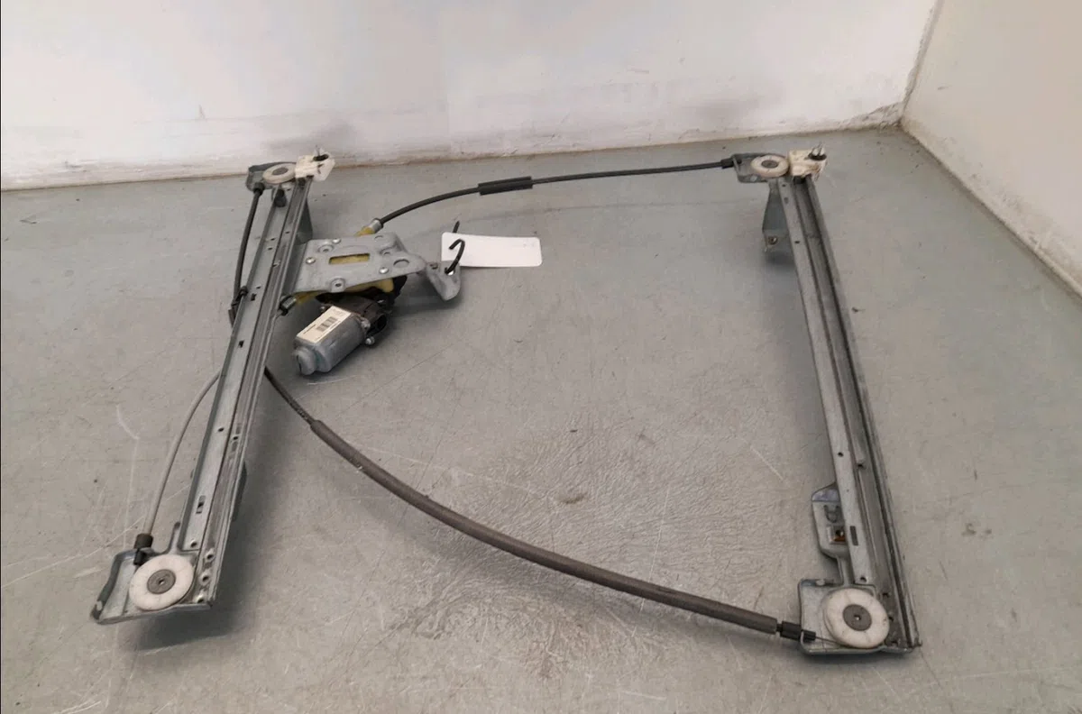 Mecanismemoteur leve-glace avg Renault KANGOO BE BOP (KW0-1_) 1.5 dci (kw0g) (2009-2012) occasion