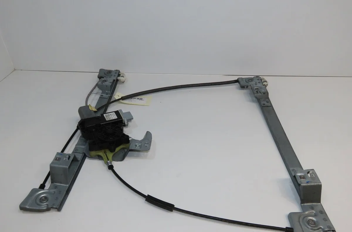 Mecanismemoteur leve-glace avg Renault KANGOO Express (FW0-1_) 1.5 dci 90 (fw0g, fw05, fw08, fw11) (2009) 4 portes occas