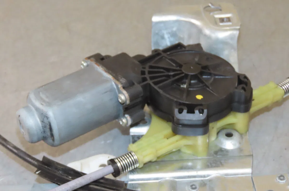 Mecanismemoteur leve-glace avg Renault KANGOO - GRAND KANGOO II (KW0-1_) 1.6 16v (kw03, kw09, kw0d, kw0u, kw0w, kw13) (2