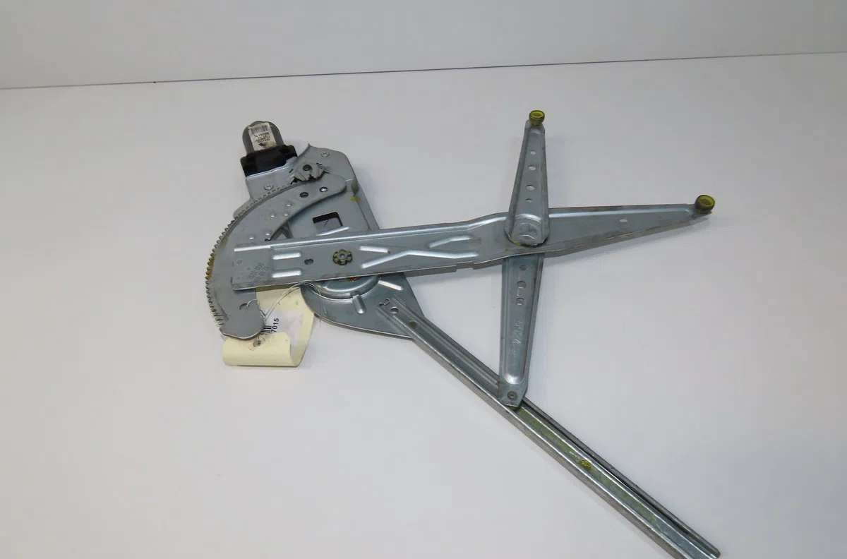 Mecanismemoteur leve-glace avg Renault KANGOO (KC0-1_) 1.9 dti (kc0u) (2000) occasion