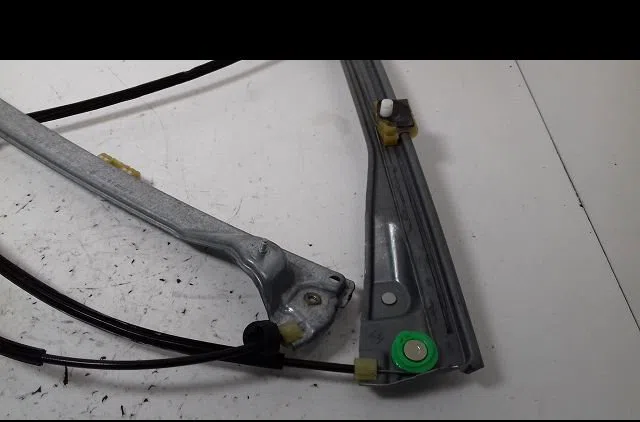 Mecanismemoteur leve-glace avg Renault LAGUNA III (BT0-1) 2.0 dci (bt0m, bt0n, bt0s, bt19, bt1f) (2008-2015) occasion