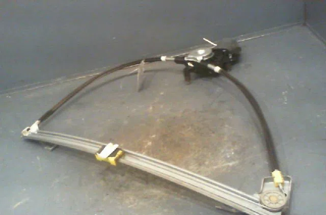 Mecanismemoteur leve-glace avg RENAULT MEGANE I Phase 1 11-1995--03-1999 occasion