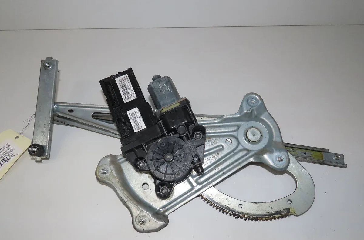 Mecanismemoteur leve-glace avg Renault MEGANE III Grandtour (KZ0-1) 1.9 dci (kz0j, kz0n, kz1s) (2009) occasion