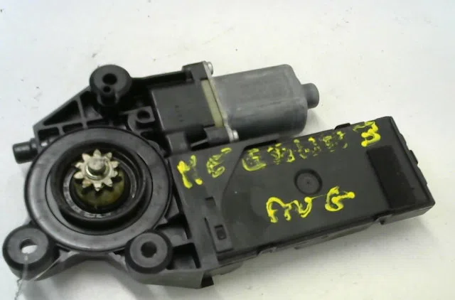 Mecanismemoteur leve-glace avg RENAULT MEGANE III Phase 1 11-2008--01-2012 1.5 DCI 110ch occasion