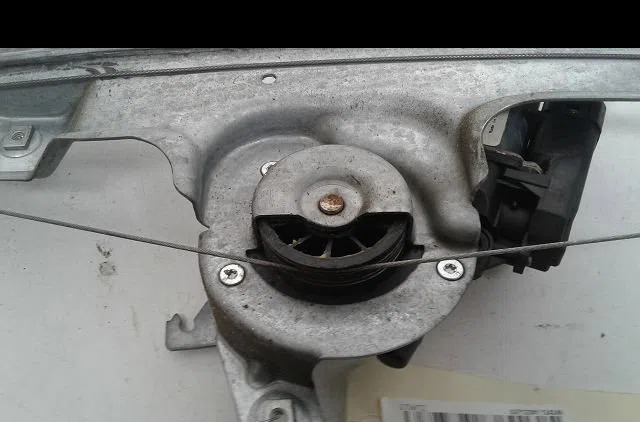 Mecanismemoteur leve-glace avg Renault SCÉNIC II (JM0-1_) 1.9 dci (jm14) (2005-2008) 5 portes occasion