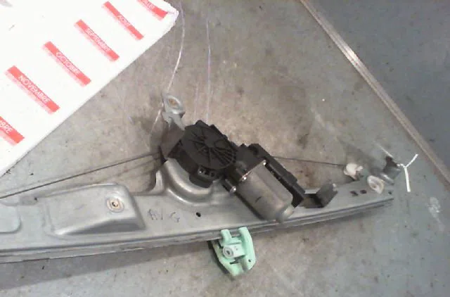 Mecanismemoteur leve-glace avg RENAULT SCENIC II Phase 1 03-2004--09-2006 occasion