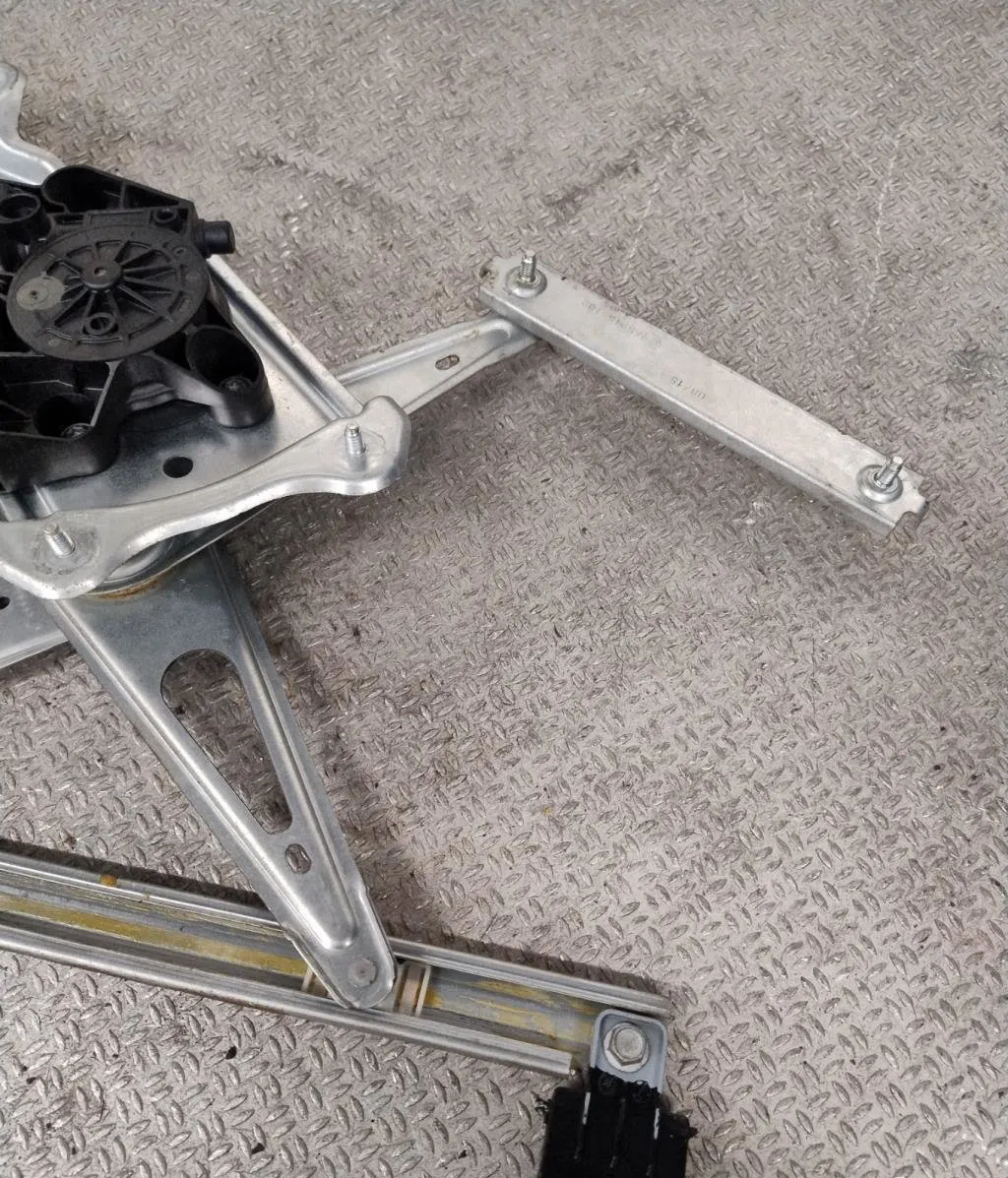 Mecanismemoteur leve-glace avg Renault SCÉNIC III (JZ0-1_) 2.0 dci (jz0y, jz26) (2009) occasion