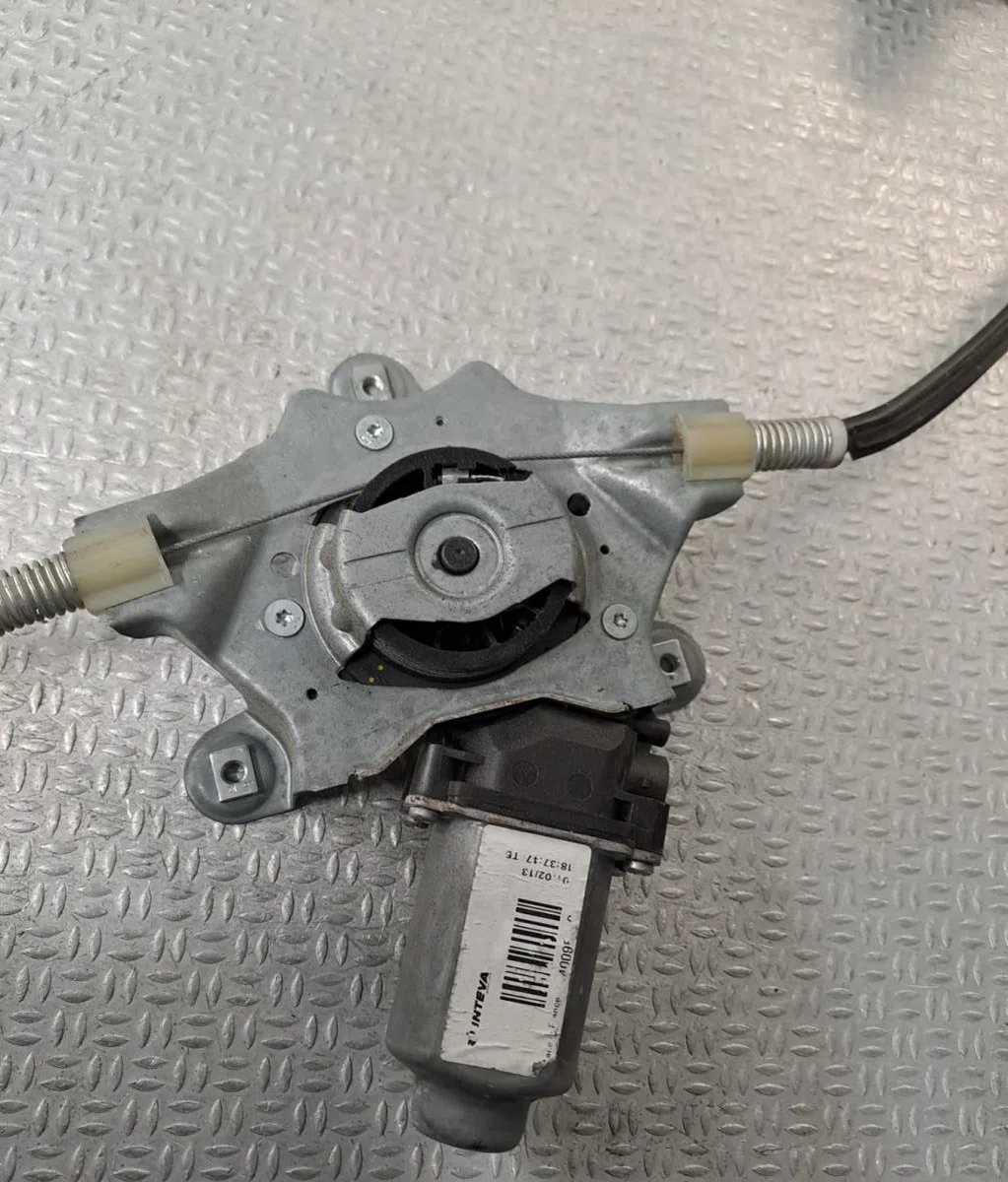Mecanismemoteur leve-glace avg RENAULT TWINGO 2  TWINGO 2 PHASE 2 occasion