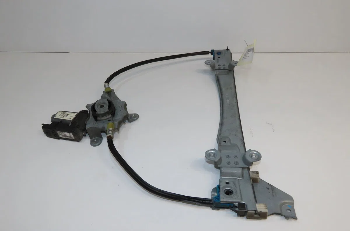 Mecanismemoteur leve-glace avg Renault TWINGO II (CN0_) 1.2 16v (cn0k, cn0v) (2007) 3 portes occasion