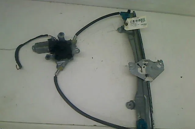 Mecanismemoteur leve-glace avg Renault TWINGO II (CN0_) 1.2 (cn0d) (2007-2014) 3 portes occasion