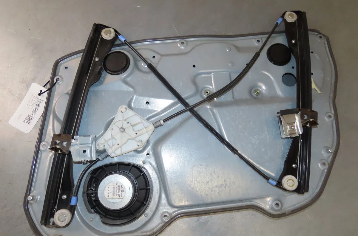 Mecanismemoteur leve-glace avg Seat IBIZA III (6L1) 1.4 16v (2002-2007) occasion