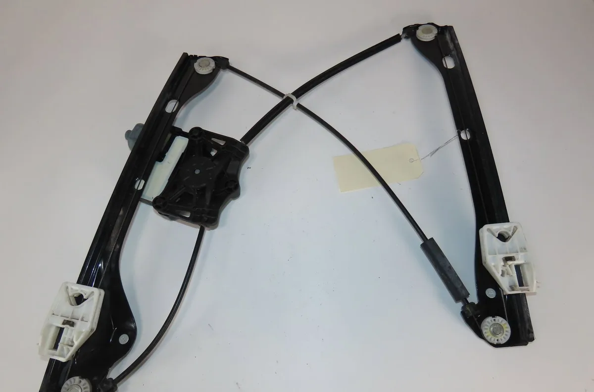 Mecanismemoteur leve-glace avg Skoda FABIA III (NJ3) 1.0 (2014-2021) occasion