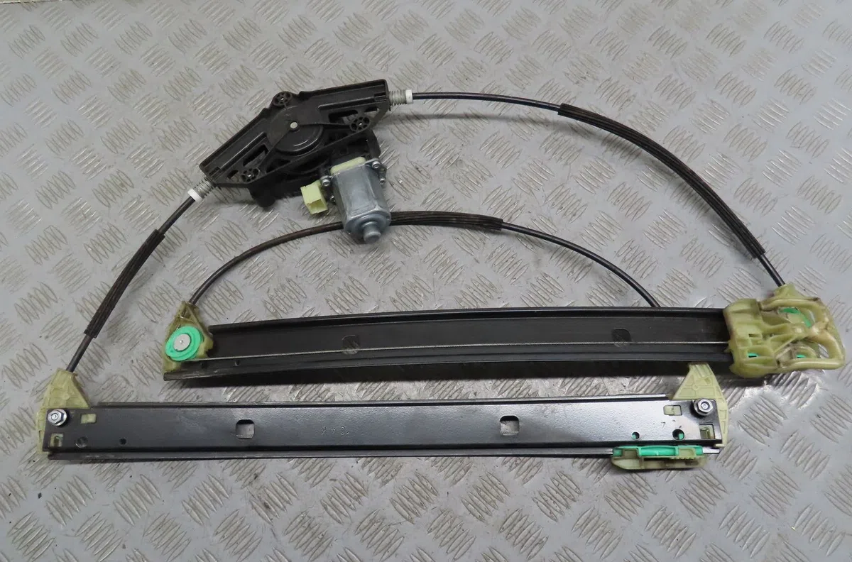 Mecanismemoteur leve-glace avg Skoda OCTAVIA III Combi (5E5, 5E6) 2.0 tdi rs (2013-2020) occasion