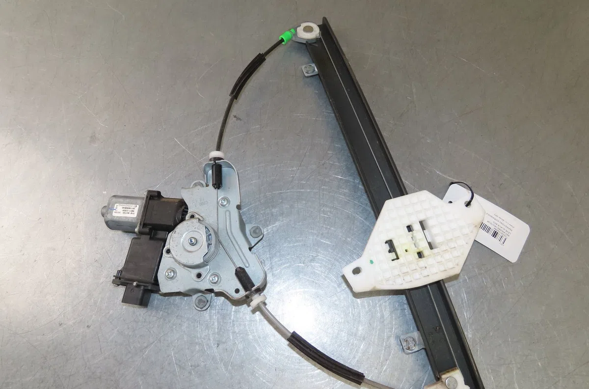 Mecanismemoteur leve-glace avg Ssangyong KORANDO (CK) 2.0 e-xdi (2010) occasion